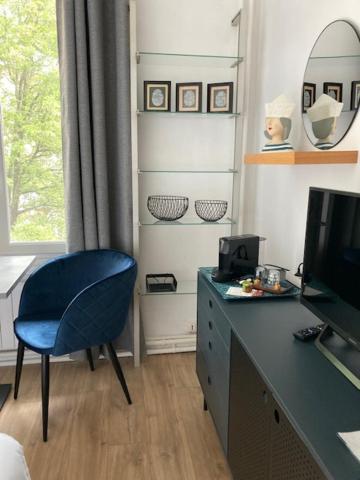 Le Select Studio Apartment Диеп Екстериор снимка